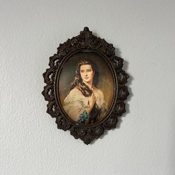 Vintage Ornate Oval Frame feat. Brunette Woman in White Dress on Fabric - Picture 1 of 6